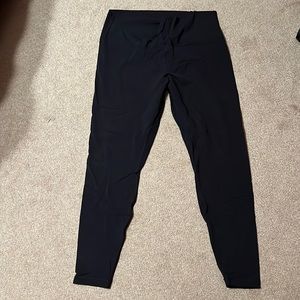 Black Lululemon high rise align 28” leggings
